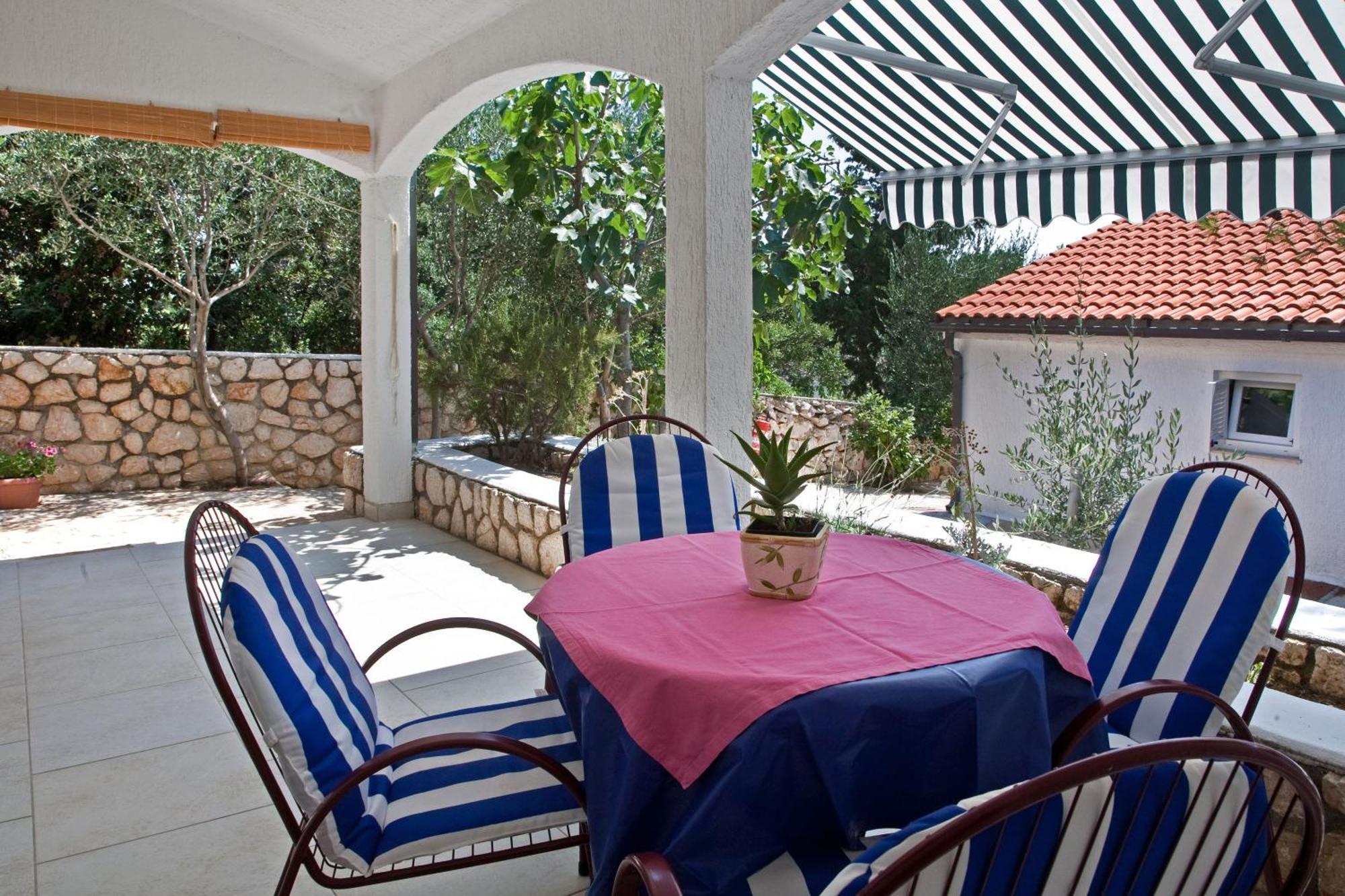 Holiday home Gemuetliches, Familienfreundliches Steinhaus Kolan